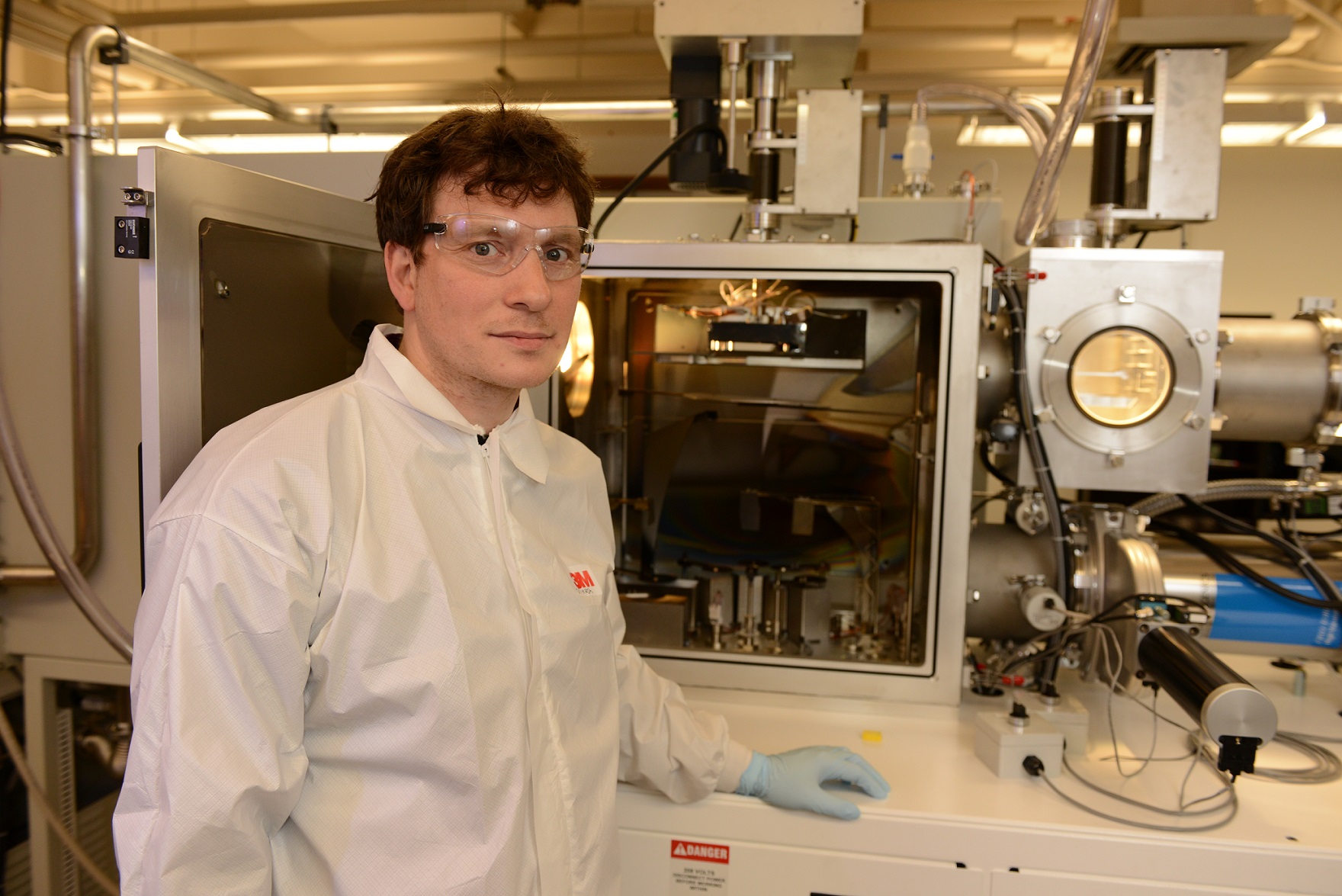 Kent State Physics Professor Receives Grant to Develop OLED Technology