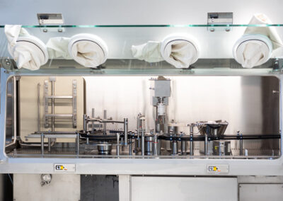 Gloveboxes in Pharma Research